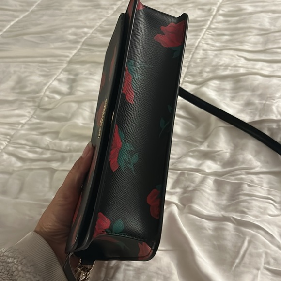 KATE SPADE NWT Madison Rose Toss Printed Flap Crossbody - Picture 12 of 14
